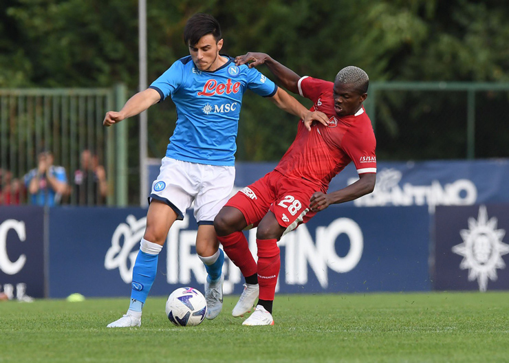 video Highlight : Napoli 4 - 1 Perugia (Giao hữu) .