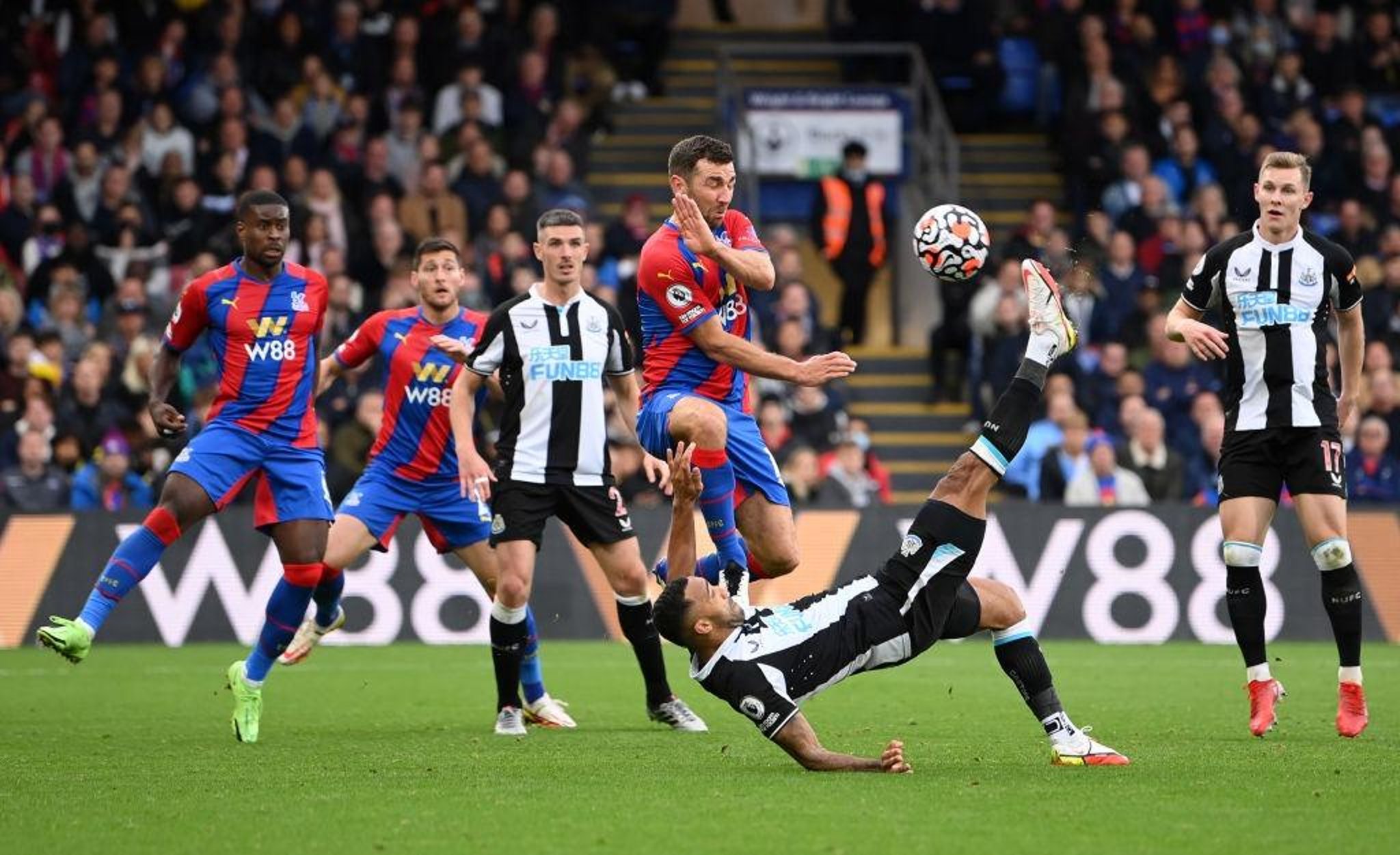 Xem lại Highlight Newcastle United vs Crystal Palace lúc 01:45, ngày 21/04/2022