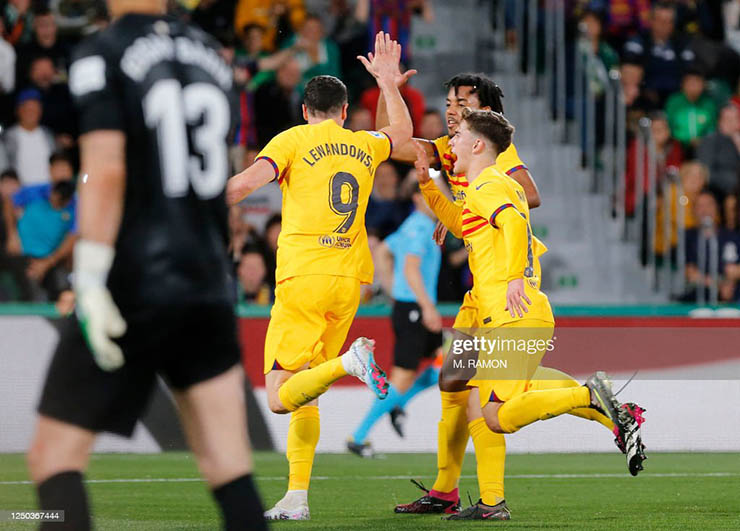 video Highlight : Elche 0 - 4 Barcelona (La Liga)