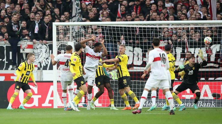 video Highlight : Stuttgart 3 - 3 Dortmund (Bundesliga)