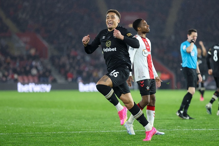 video Highlight : Southampton 0 - 1 Bournemouth (Ngoại hạng Anh)