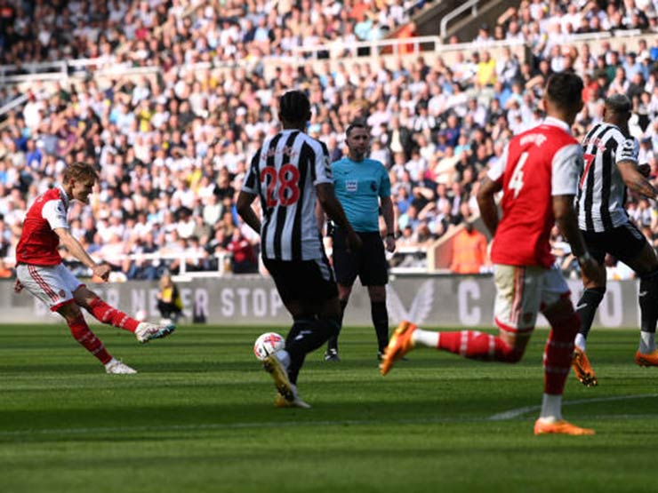 video Highlight : Newcastle 0 - 2  Arsenal (Ngoại hạng Anh)