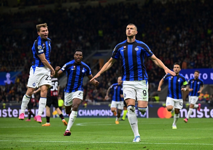 video Highlight : AC Milan 0 - 2 Inter Milan (Cúp C1)