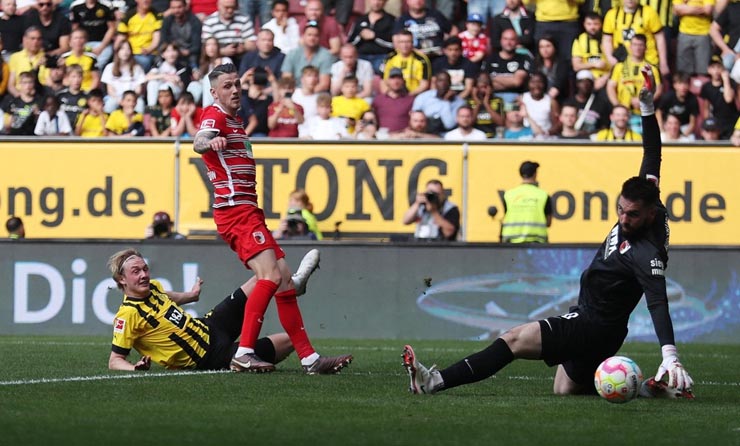 video Highlight : Augsburg 0 - 3 Dortmund (Bundesliga)