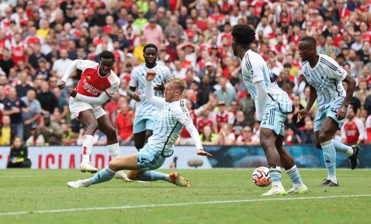 video Highlight : Arsenal 2 - 1 Nottingham Forest (Ngoại hạng Anh)