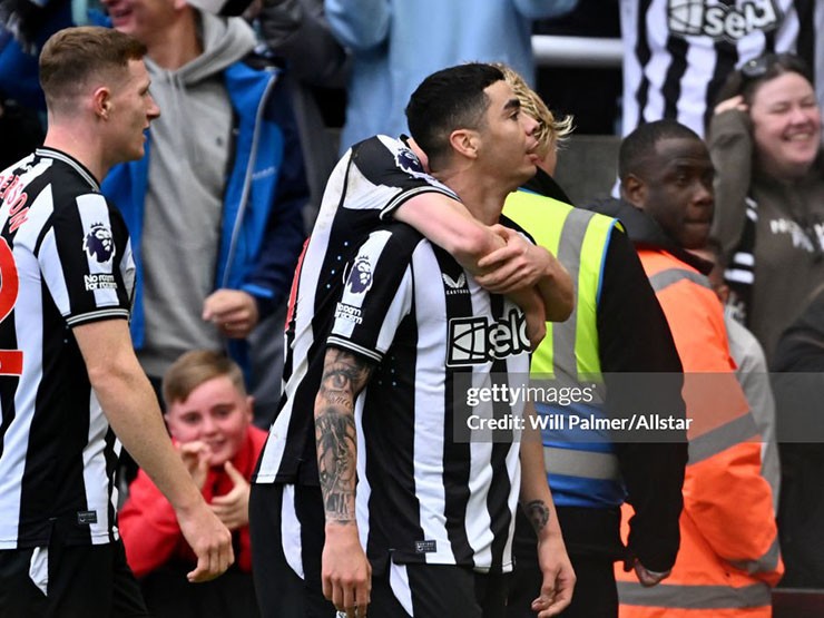 video Highlight : Newcastle 2 - 0 Burnley (Ngoại hạng Anh)