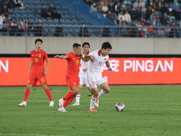 video Highlight : Trung Quốc 0 - 2 Việt Nam (Giao hữu)