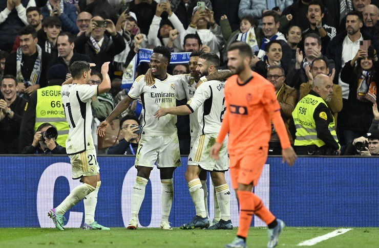 video Highlight : Real Madrid 5 - 1 Valencia (La Liga)