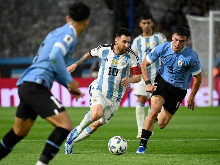 video Highlight : Argentina 0 - 2 Uruguay (Vòng loại World Cup)