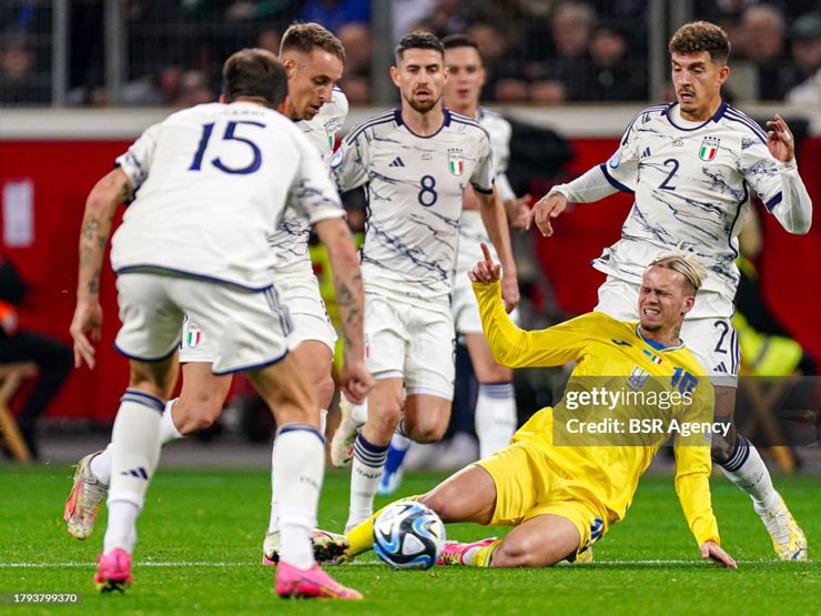 video Highlight : Ukraine 0 - 0 Italia (Vòng loại EURO)