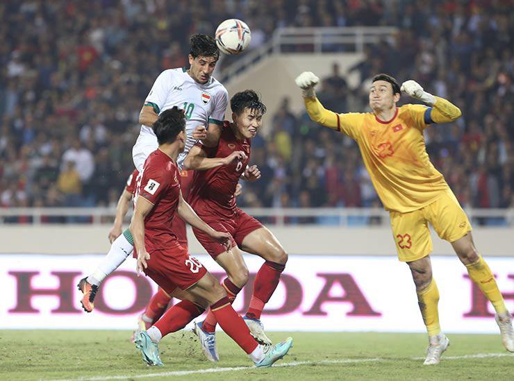 video Highlight : ĐT Việt Nam 0 - 1 Iraq (Vòng loại World Cup)