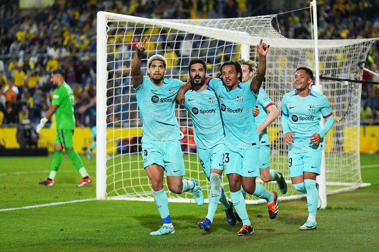 video Highlight : Las Palmas 1 - 2 Barcelona (La Liga)