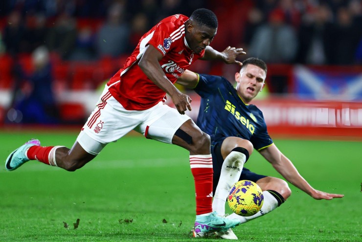 video Highlight : Nottingham Forest 2 - 3 Newcastle (Ngoại hạng Anh)