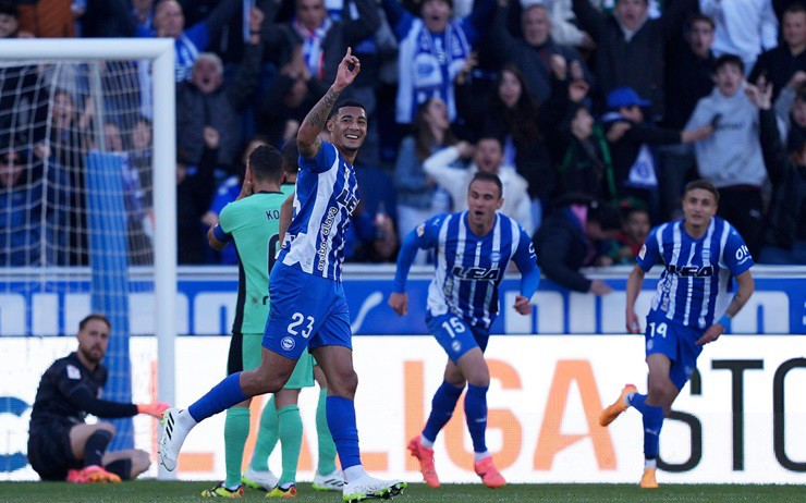 video Highlight : Alaves 2 - 0 Atletico Madrid (La Liga)