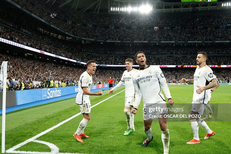 video Highlight : Real Madrid 3 - 2 Barcelona (La Liga)