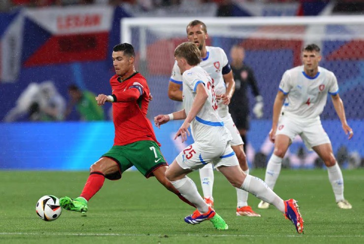 video Highlight : Bồ Đào Nha 2 - 1 CH Séc (EURO)